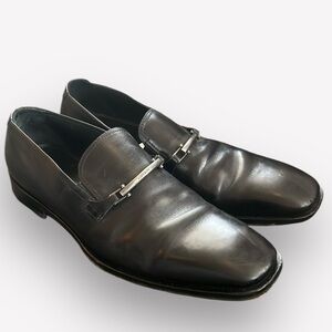 🇪🇸🐠 Hugo Boss Black Leather Silver Bit Loafers – Size 10.5